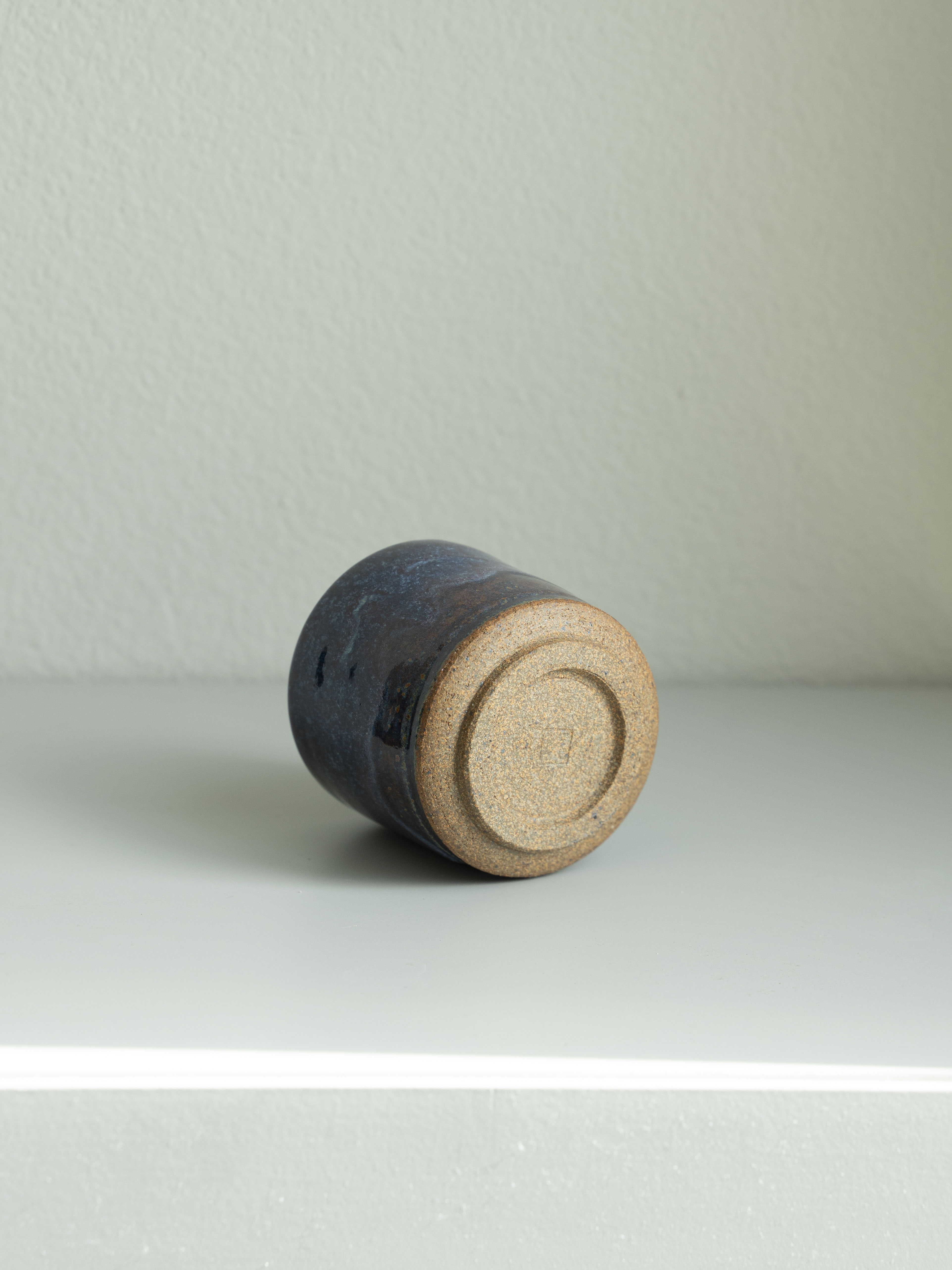 Deep Blue Tea Canister, detail 4