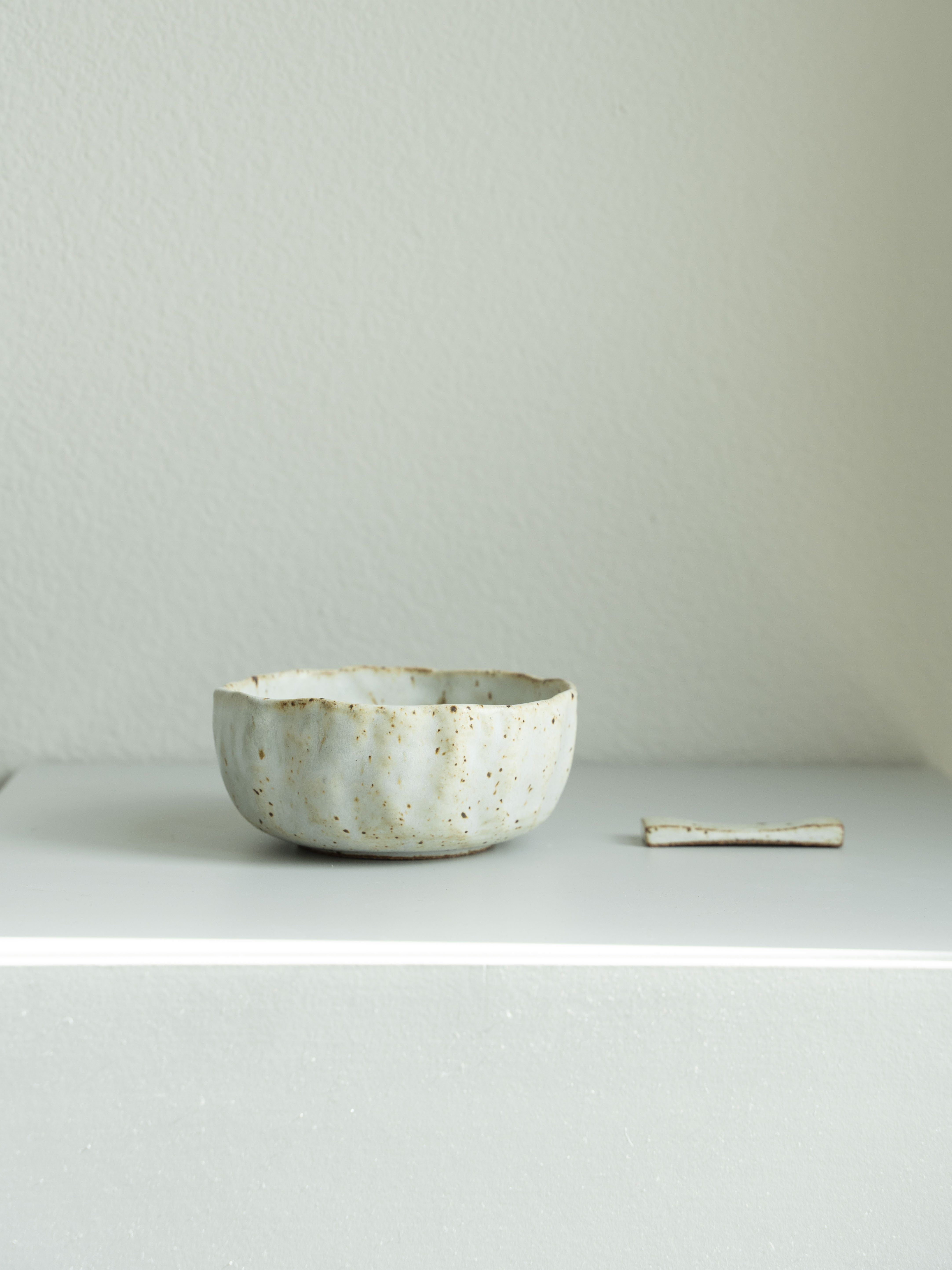 Pinched Bowl Set, detail 1