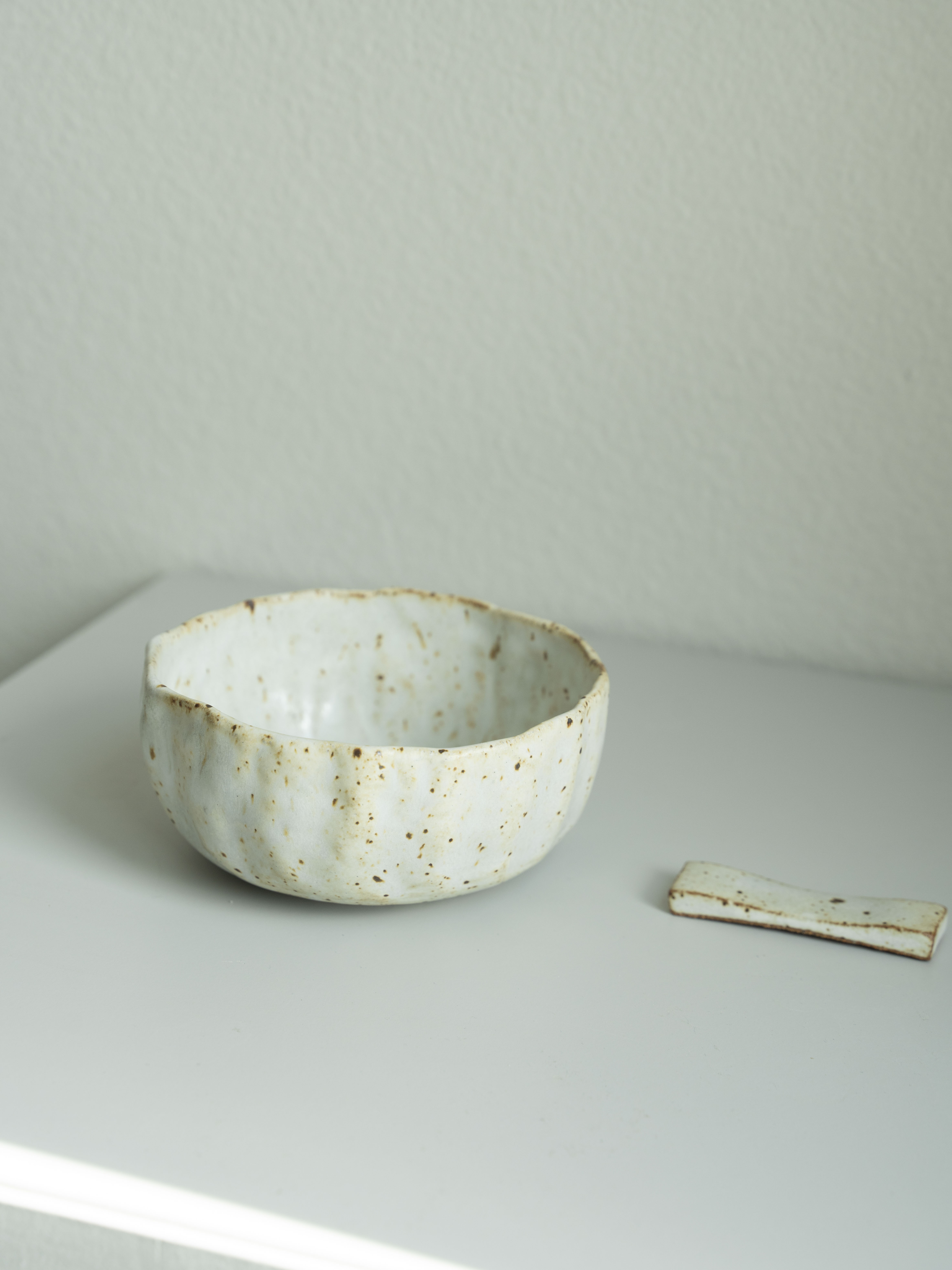 Pinched Bowl Set, detail 3