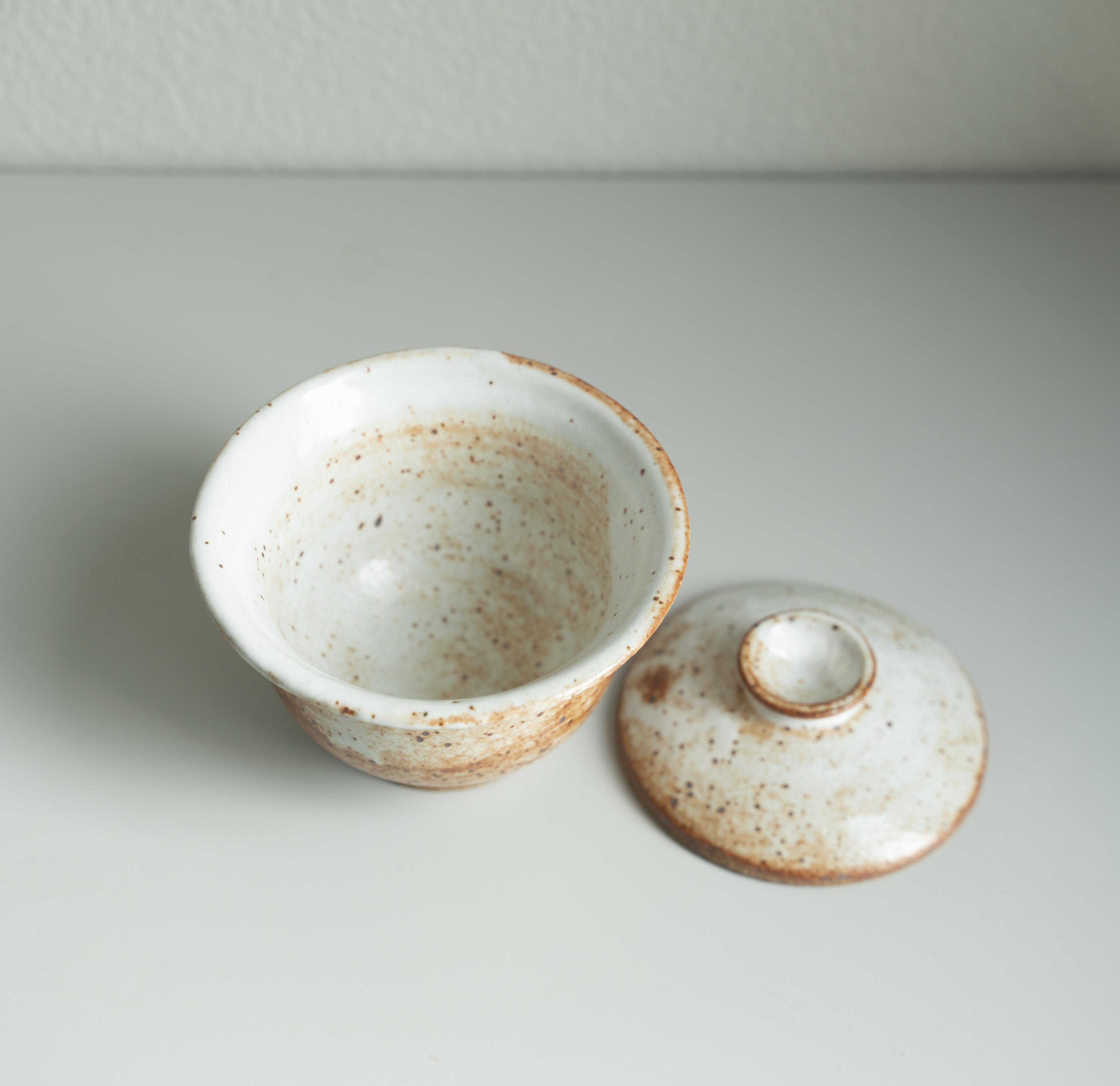 Shino Gaiwan, detail 3