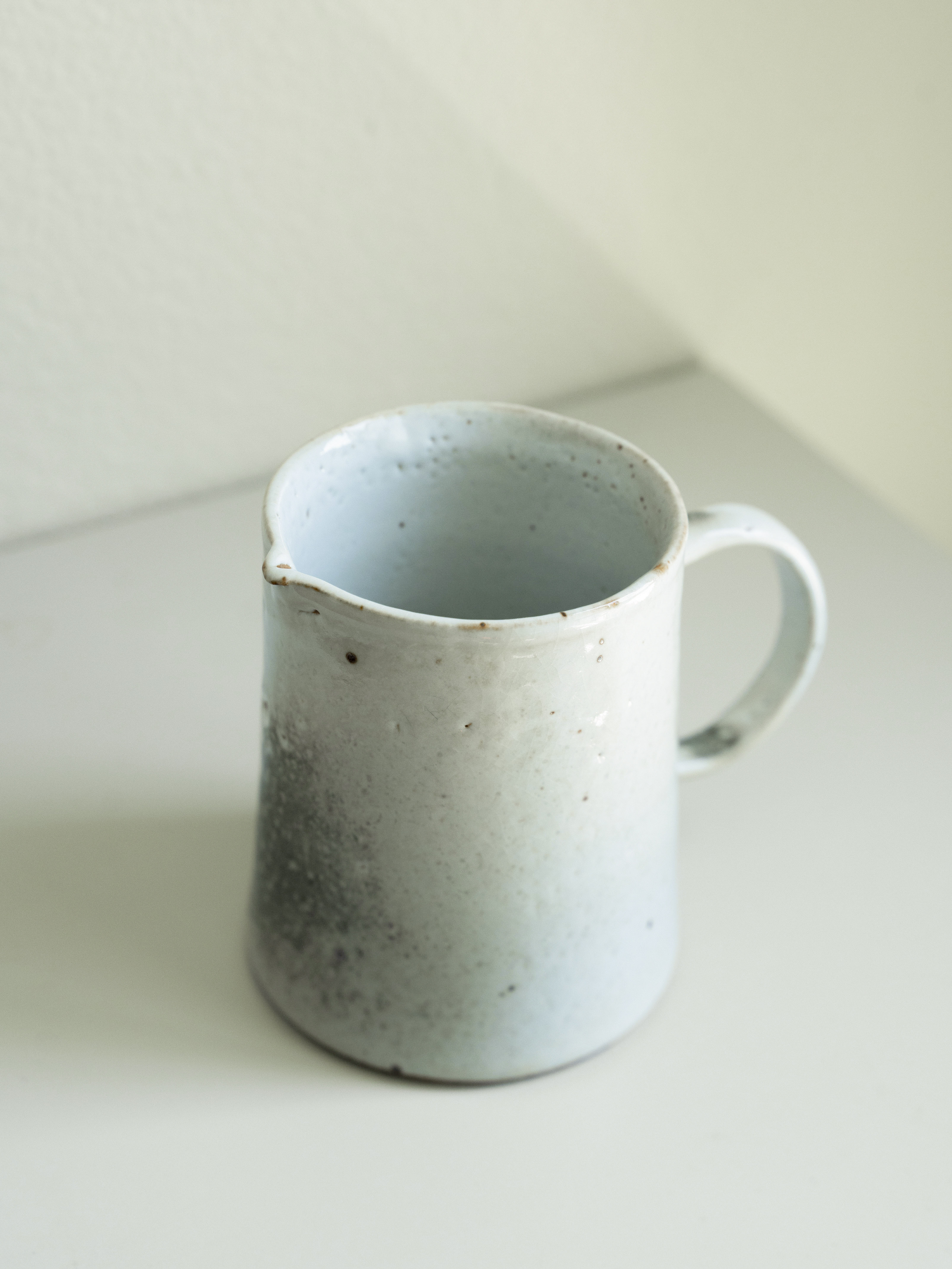Soft White Pour-Over Coffee Set, detail 2