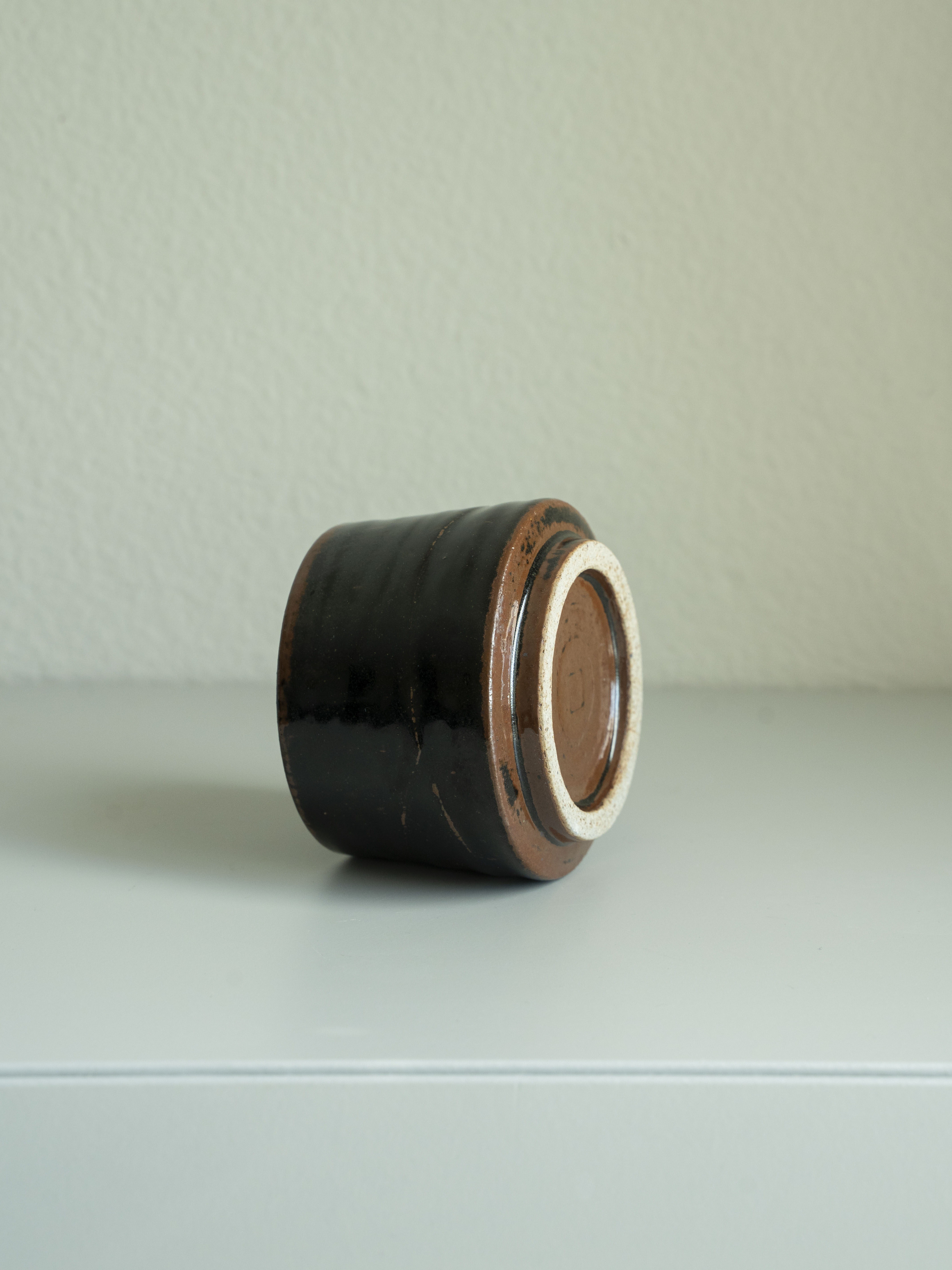Black Glazed Carved Tea Cup, detail 5