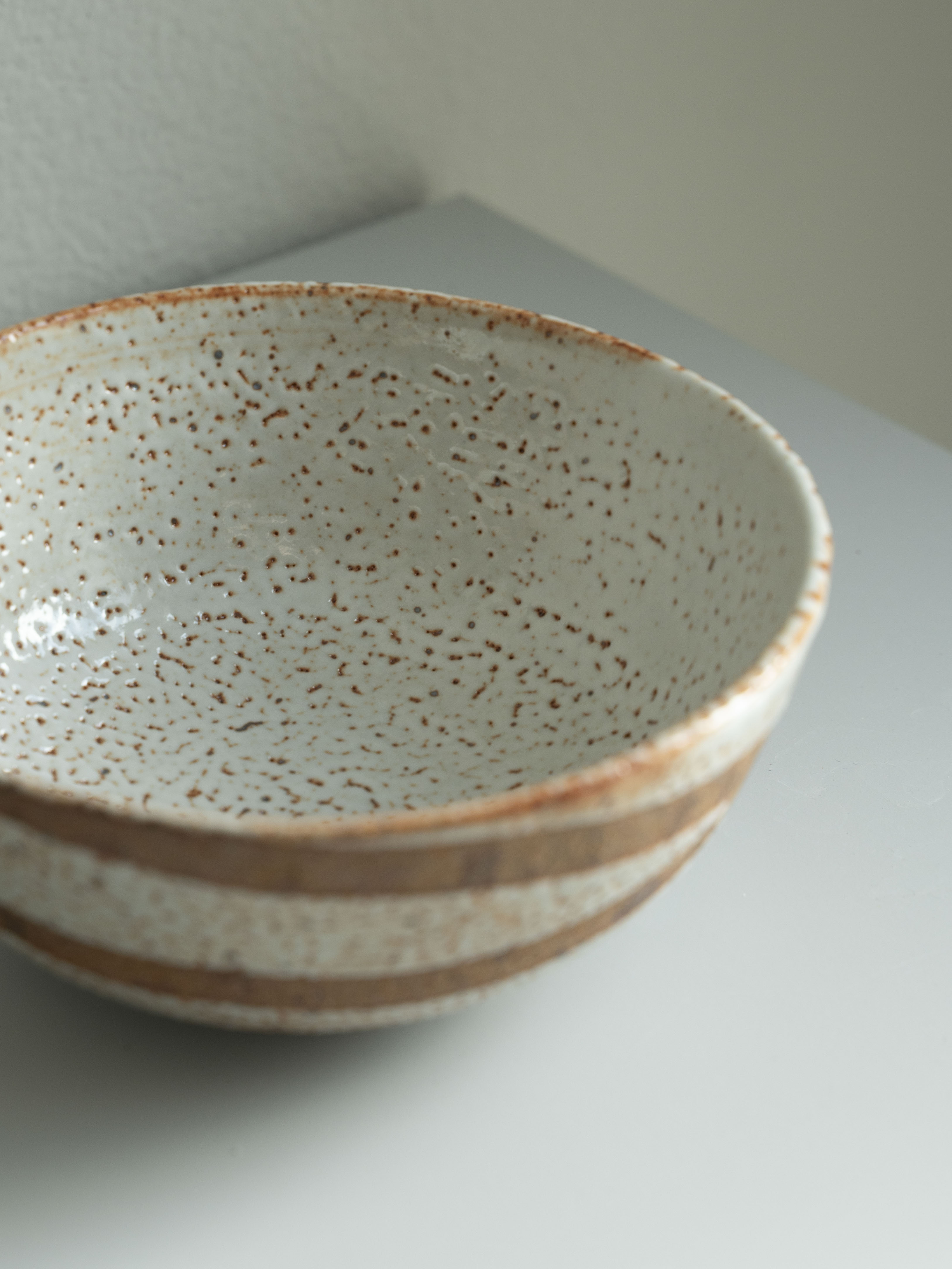 White Striped Bowl, detail 4